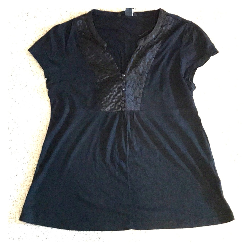 Black Short Sleeve Semi-Button Down Blouse